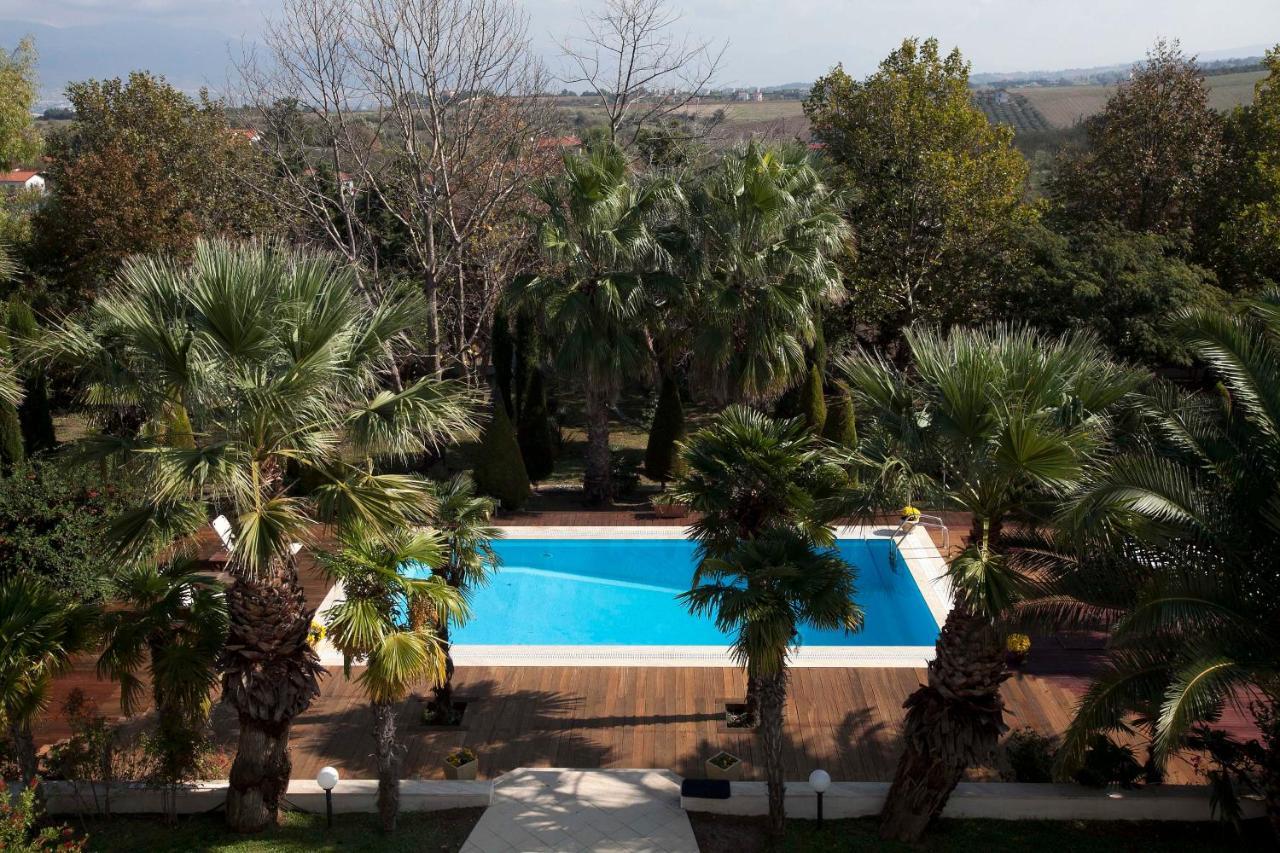 Villa Elena Peraía المظهر الخارجي الصورة