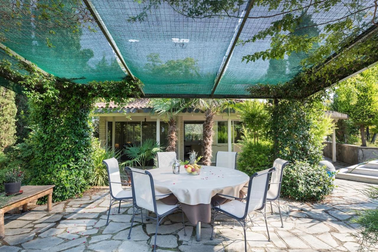 Villa Elena Peraía المظهر الخارجي الصورة