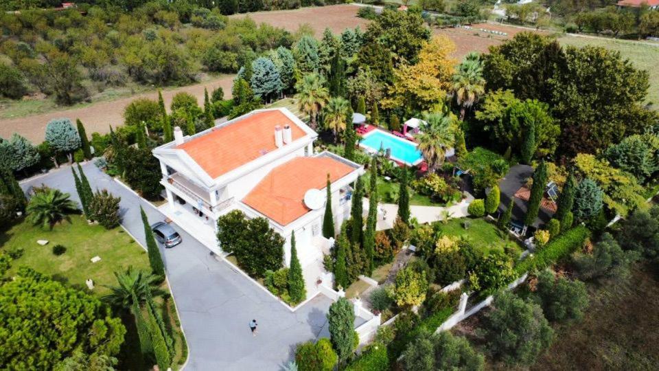Villa Elena Peraía المظهر الخارجي الصورة